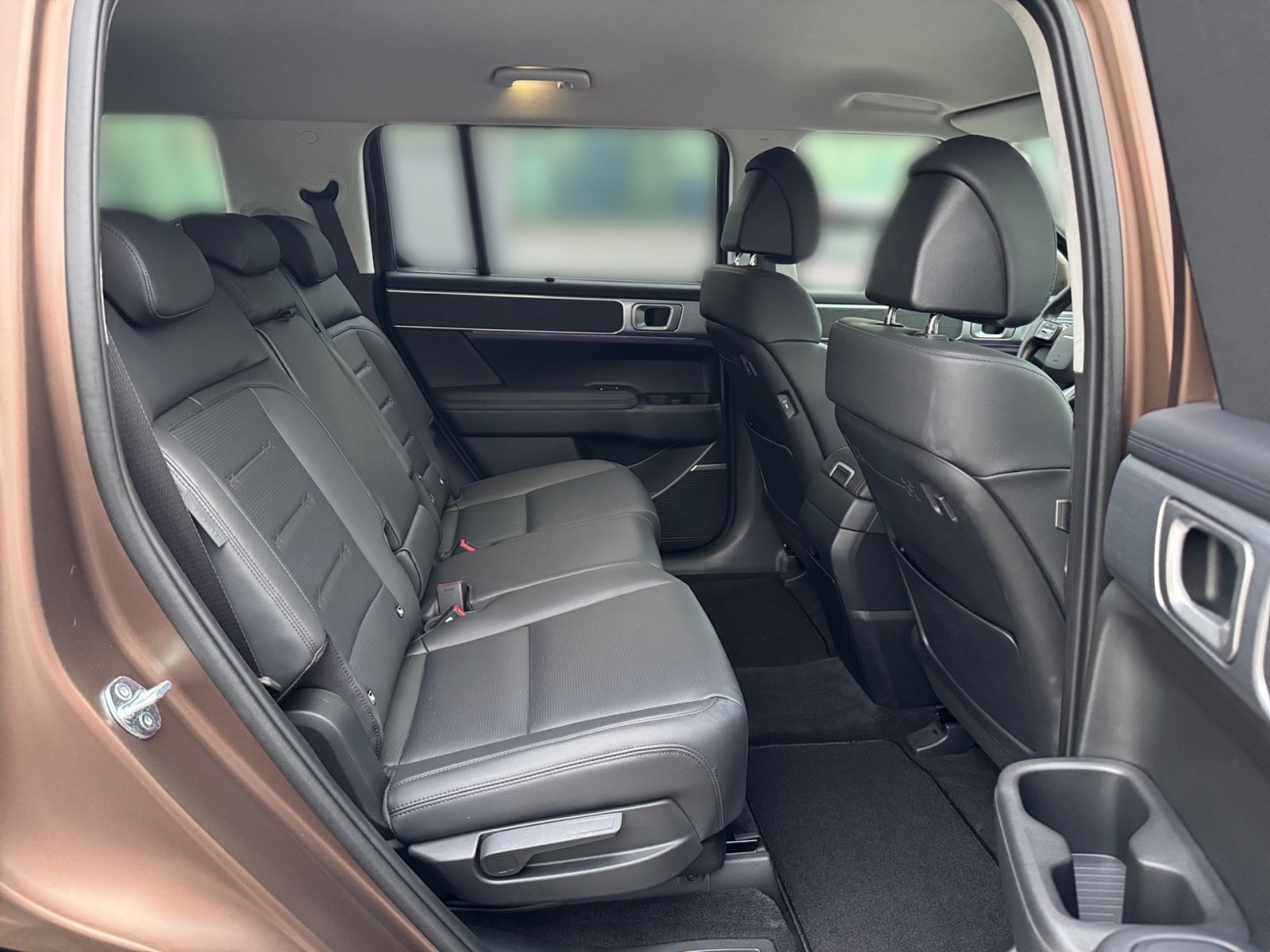 Fahrzeugabbildung Hyundai SANTA FE 1.6T-GDI Signature Plug-In H. 4WD