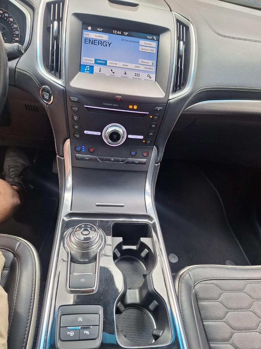 Ford Edge Vignale 4x4,tolle Extras,20 Zoll Alus,1 Hd