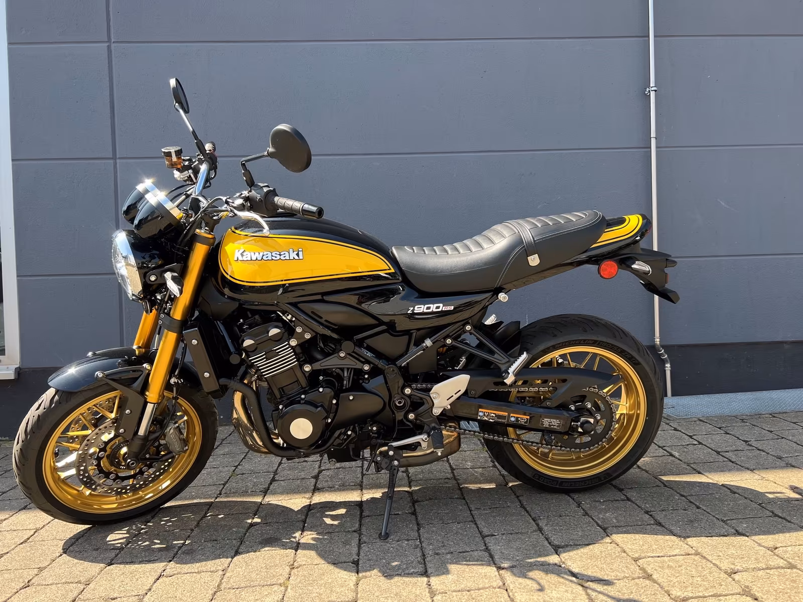 Kawasaki Z900 RS SE