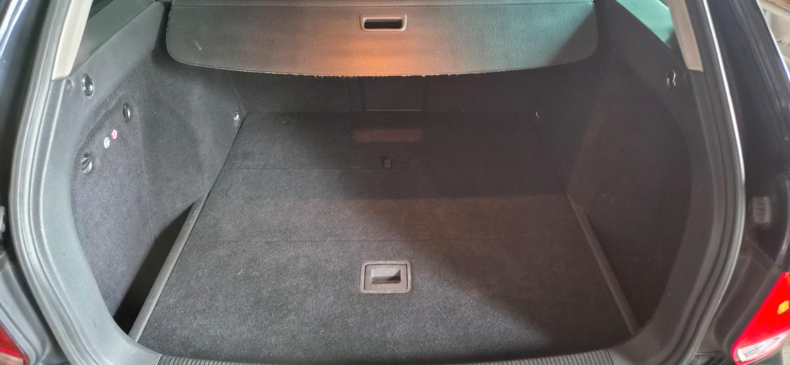 Volkswagen Golf 2010 — photo 14