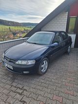 Opel Vectra 1.8 16V - - Opel Vectra aus 1997
