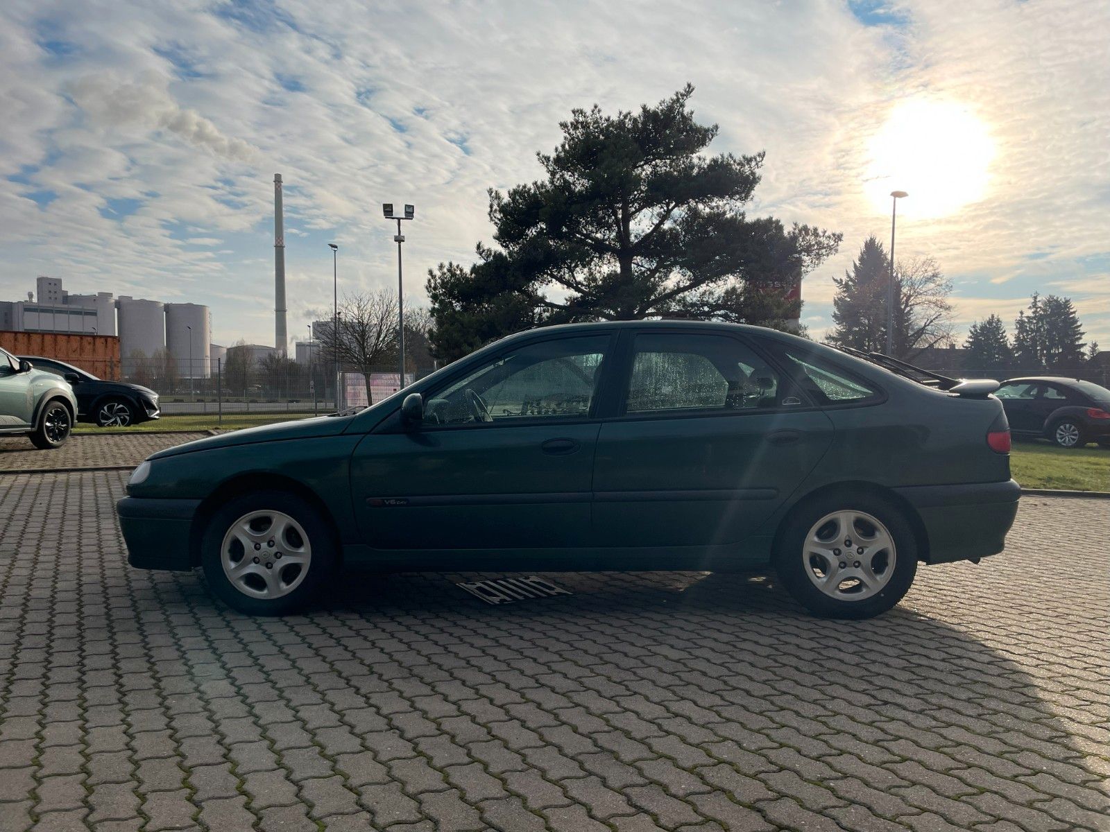 Fahrzeugabbildung Renault Laguna RXE 3.0 V6 24V Concorde