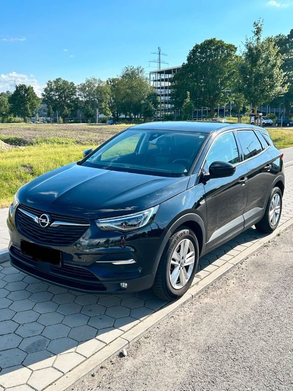 Image of Opel Grandland (X)