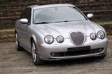 Jaguar R der Beste auf dem Markt 3 Jahre Garantie - Jaguar S-Type mit Benzin-Antrieb