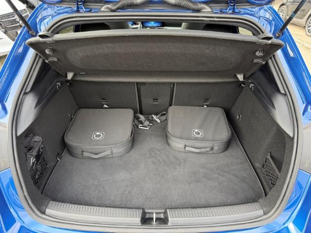 Mercedes-Benz A 250 e AMG Line Premium+ Night Fahrassistenz