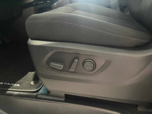 Fahrzeugabbildung Hyundai STARIA Trend Hybrid 2WD 1.6 T-GDI EU6e Navi Digi