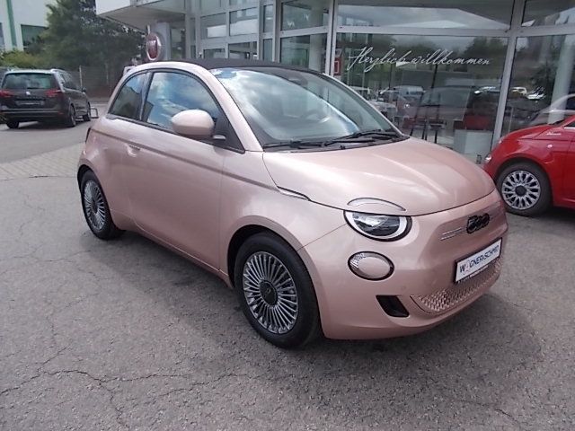 Fahrzeugabbildung Fiat 500 500e Cabrio 42 kWh (118 PS)