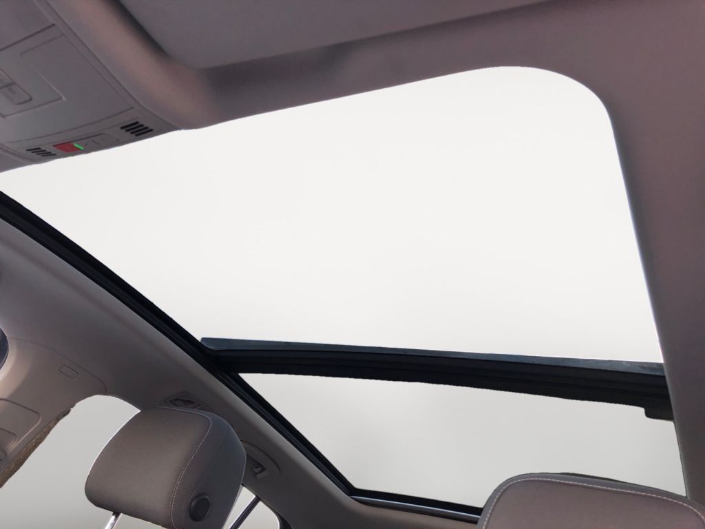Fahrzeugabbildung Volkswagen Touran 1.4 TSI (BlueMotion Technology) DSG Highl