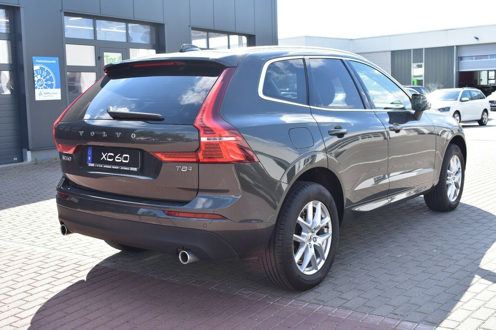 Fahrzeugabbildung Volvo XC60 T8 Twin Engine AWD *PANO*ACC*VOLL LED*LUFT*