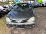Nissan Almera Tino 1.8 acenta plus - gebrauchte Nissan Almera Tino aus dem Jahr 2004