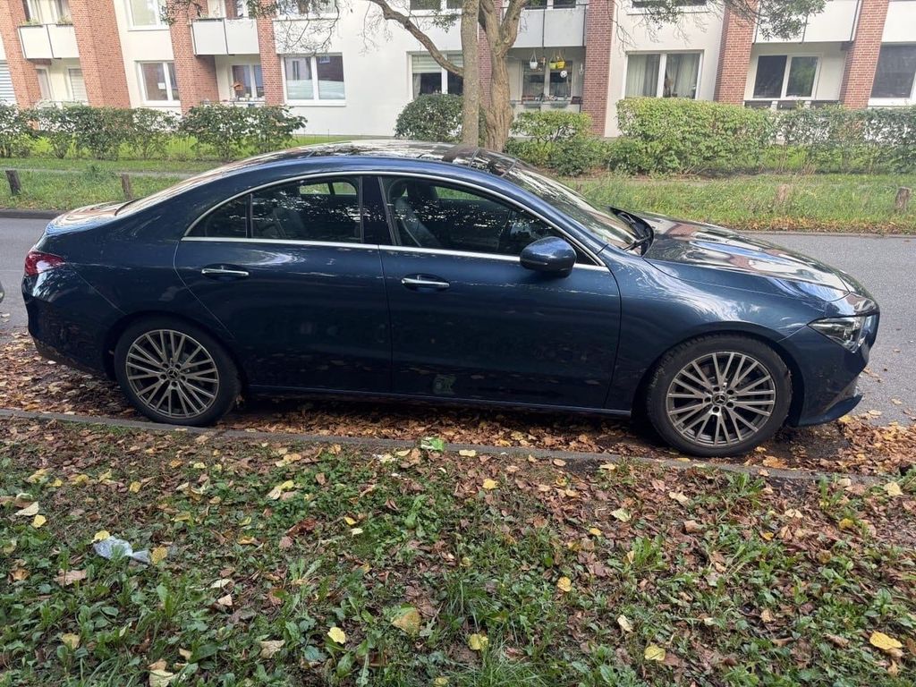 Image of Mercedes-Benz CLA 200 Shooting Brake