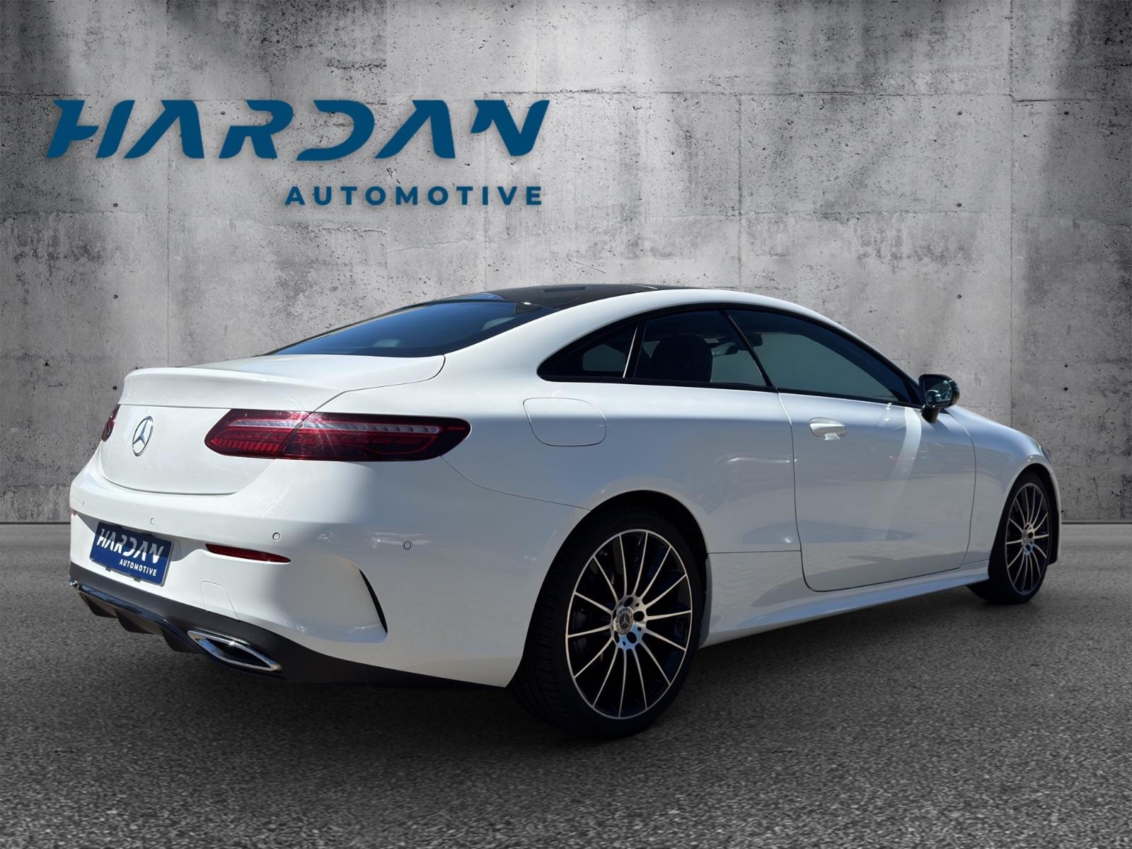 Mercedes-Benz E Coupe E 220 d, AMG-Line, Pano, MBUX