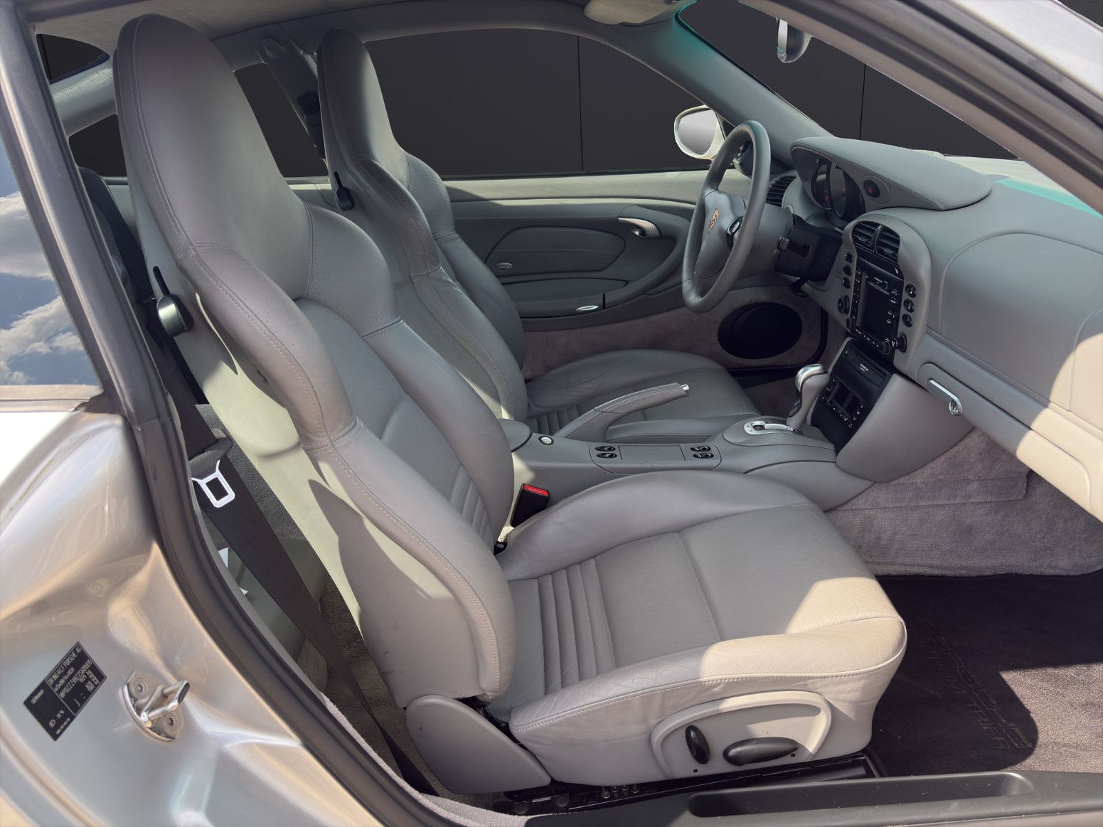 Fahrzeugabbildung Porsche 996 Carrera 4S Coupé