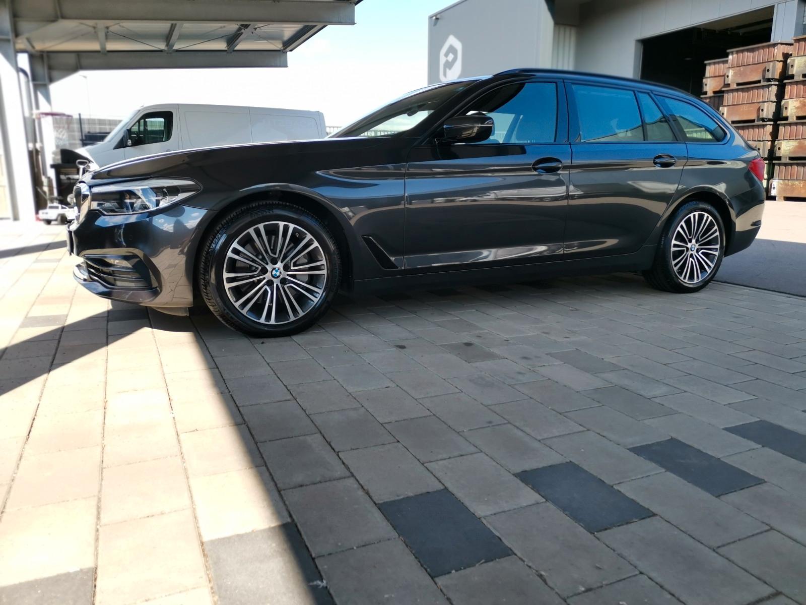 BMW 530d xDrive Sport Line 