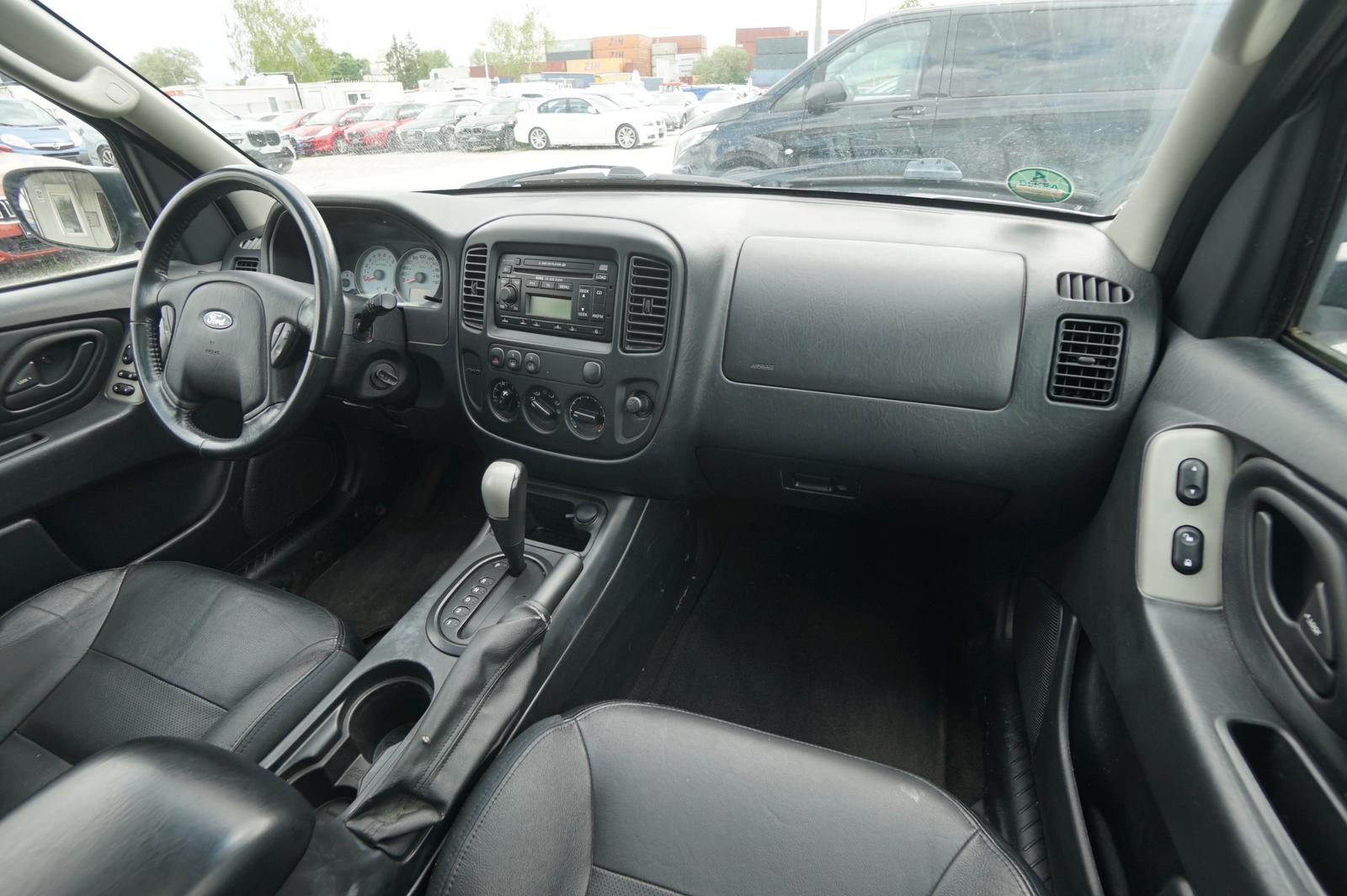 Ford Maverick 2005 — photo 10