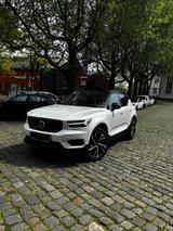 Volvo XC40 T4 AWD R Design Geartronic R Design - gebrauchte Volvo XC40 aus dem Jahr 2018