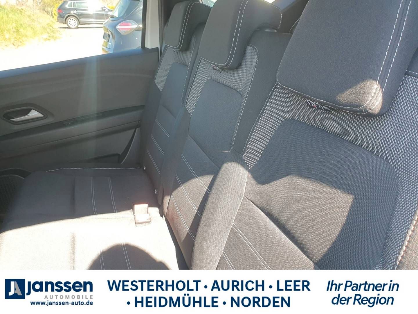 Fahrzeugabbildung Dacia Jogger Expression TCe 110