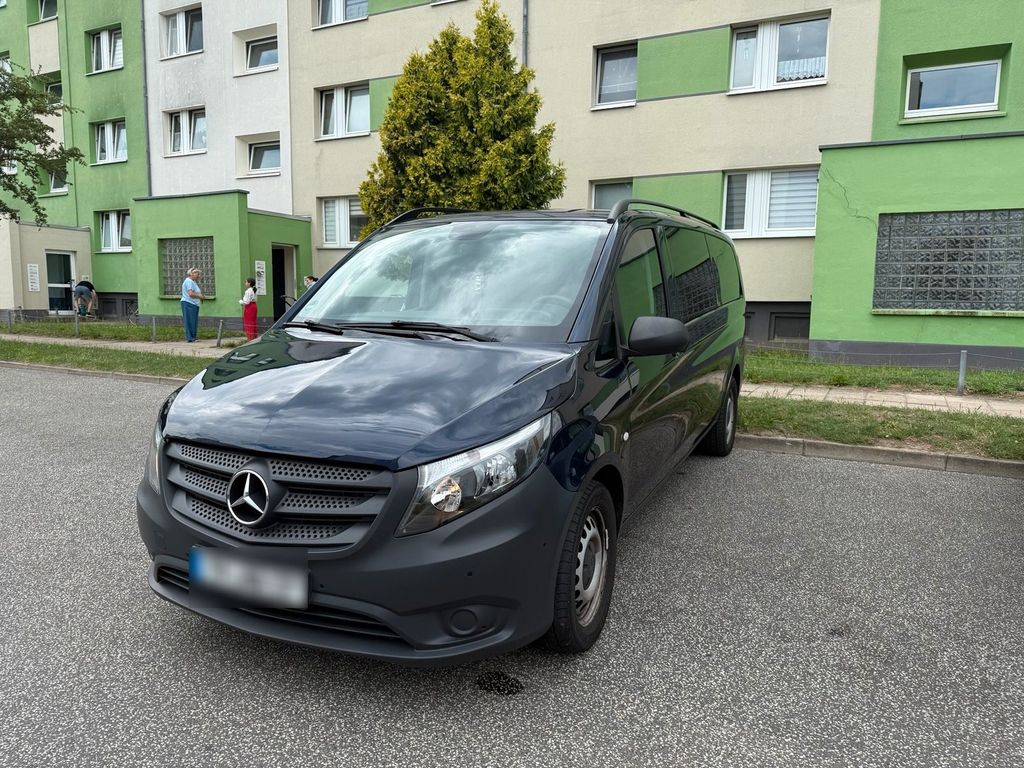 Image of Mercedes-Benz Vito