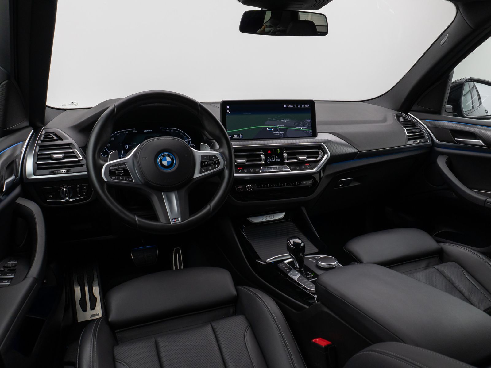 Fahrzeugabbildung BMW X3 xD30e M Sport 360°DAB HiFi Komfort AHK 20Zoll