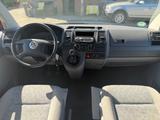 Volkswagen T5 Transporter Caravelle 1,9 TDI - Volkswagen T5 mit Diesel-Antrieb: Kleinbus, 1.9