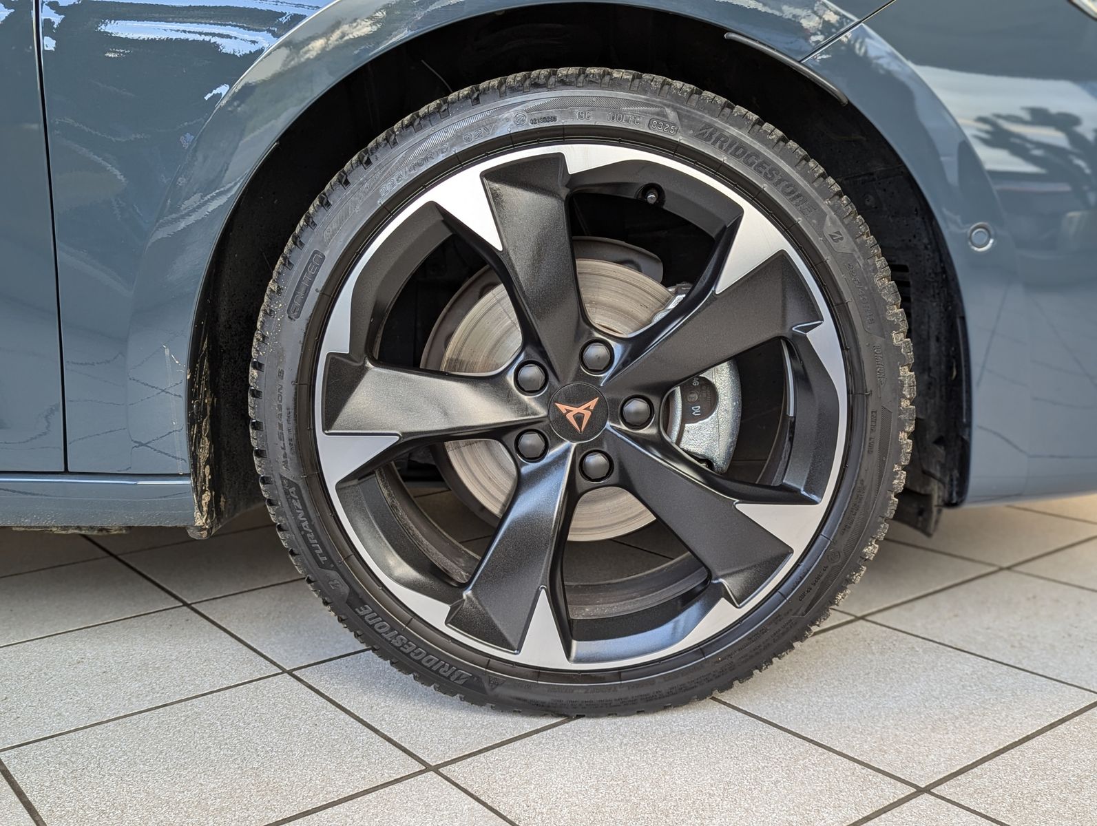 CUPRA Leon 1.5 eTSI Matrix Intelligent-Dynamic-Edge - Image 10