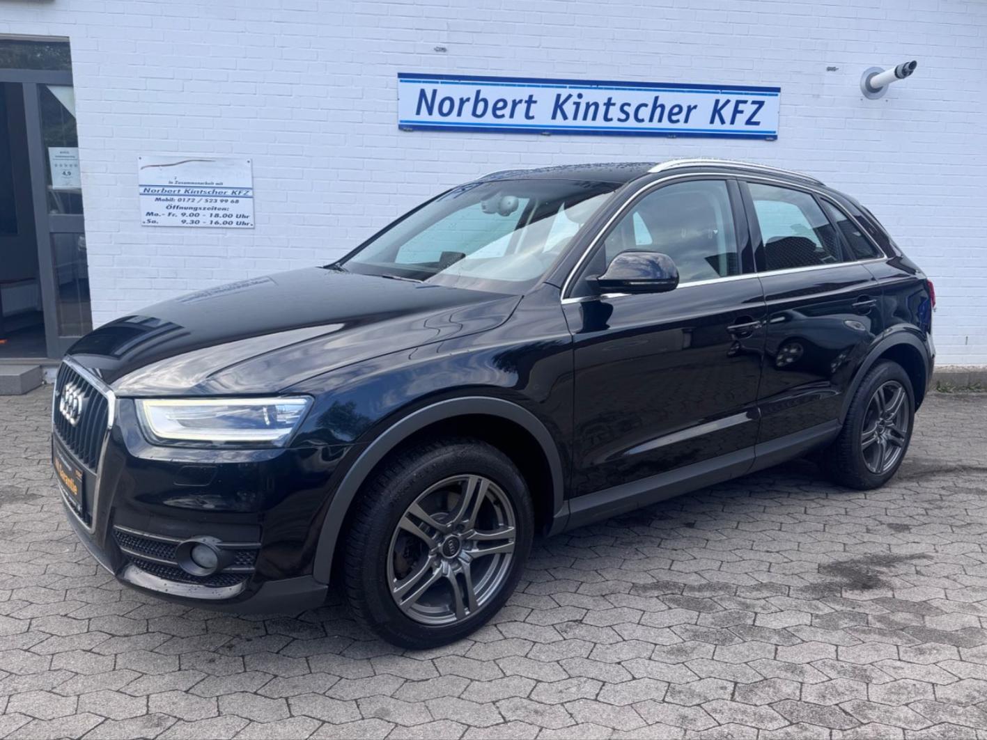 Audi Q3 2.0 TFSI quattro  AHK / Alu 18 Zoll / Xenon+