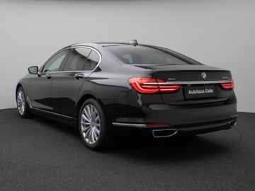 Fahrzeugabbildung BMW 730d xDr LED ACC HUD HI-FI DAB Kamera 360°