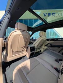 Porsche Cayenne - 7
