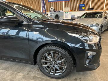 MYAUTOCENTER – Gebraucht- und Jahreswagen mit Werkstattservice in Pfaffenhofen Kia Ceed Sportswagon Edition 7 *Spurhalte*