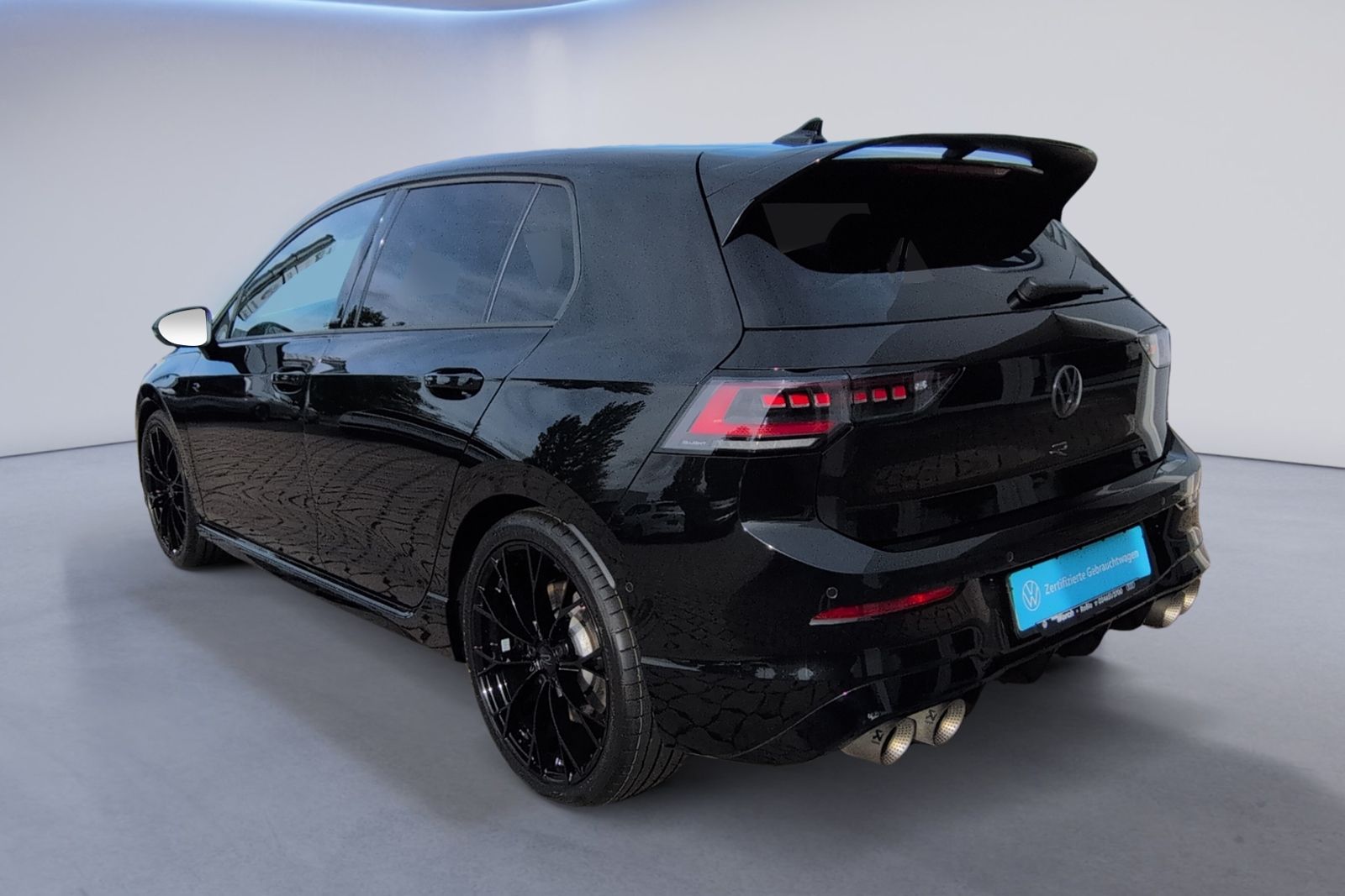 Golf R BLACK EDITION AKRA+PANO+DCC+H&K+MATRIX+