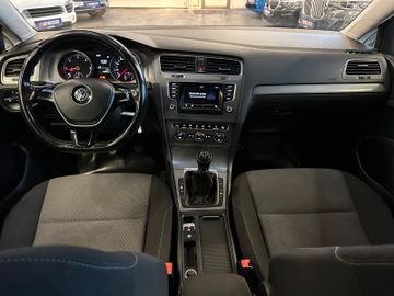 Volkswagen Golf VII Lim. Sound Start-Stopp *Navi*Kamera*