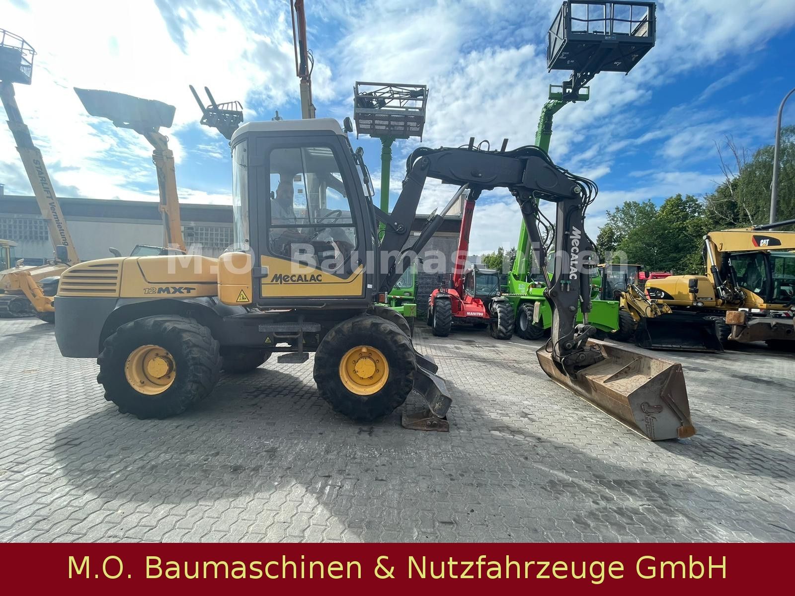 Fahrzeugabbildung MECALAC 12 MXT  / SW / VSA / 3x Schaufel /