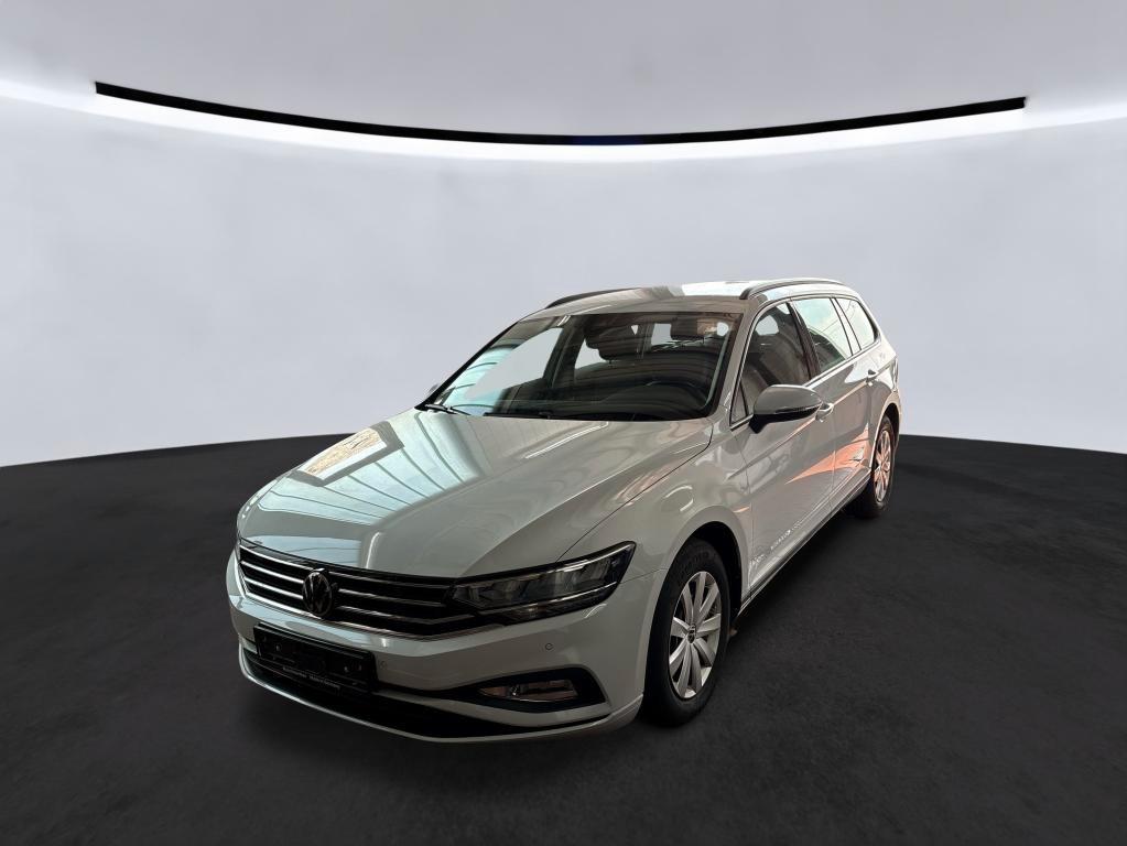 Volkswagen Passat Variant 2.0 TDI DSG ACC RFK SHZ NAVI APP