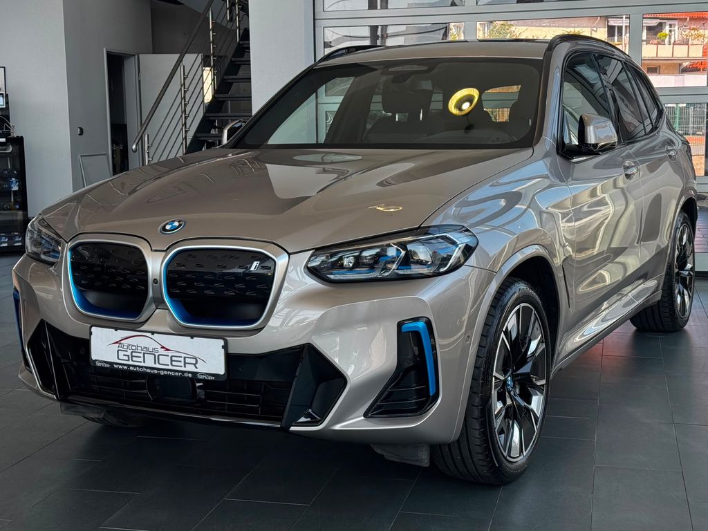 Image of BMW iX3