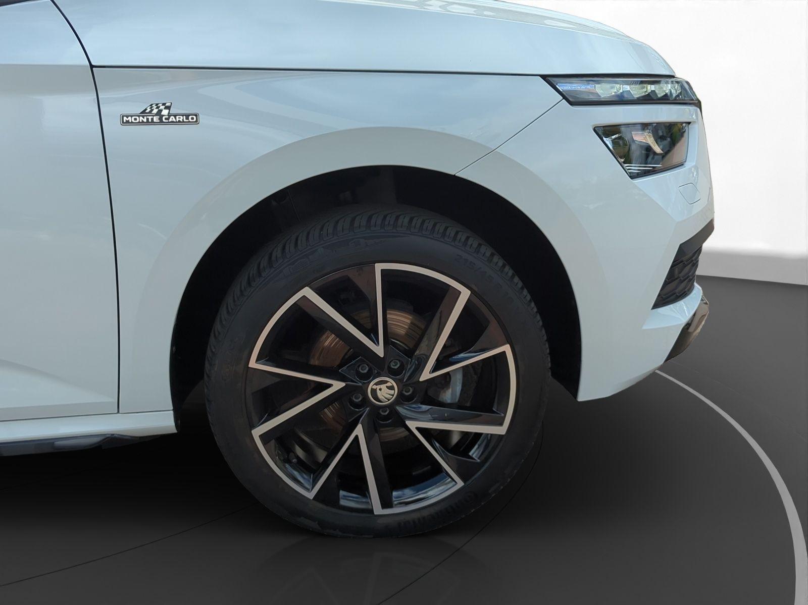 Skoda Kamiq 1.0 TSI Monte Carlo Pano