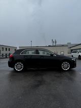 Mercedes-Benz A 180 d -