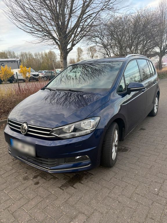 Image of Volkswagen Touran