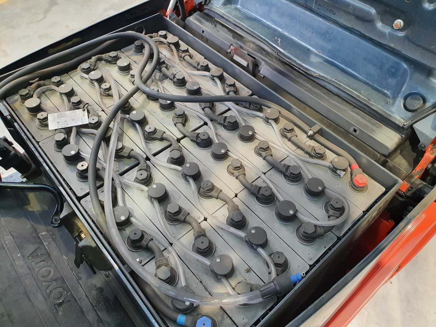 Fahrzeugabbildung Toyota 8FBET15 / Batterie 07/2023 / HH: 4.3m! / 2.849h