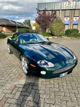Jaguar XK8 Cabriolet -4,2l British Racing Green  - Jaguar: Grün