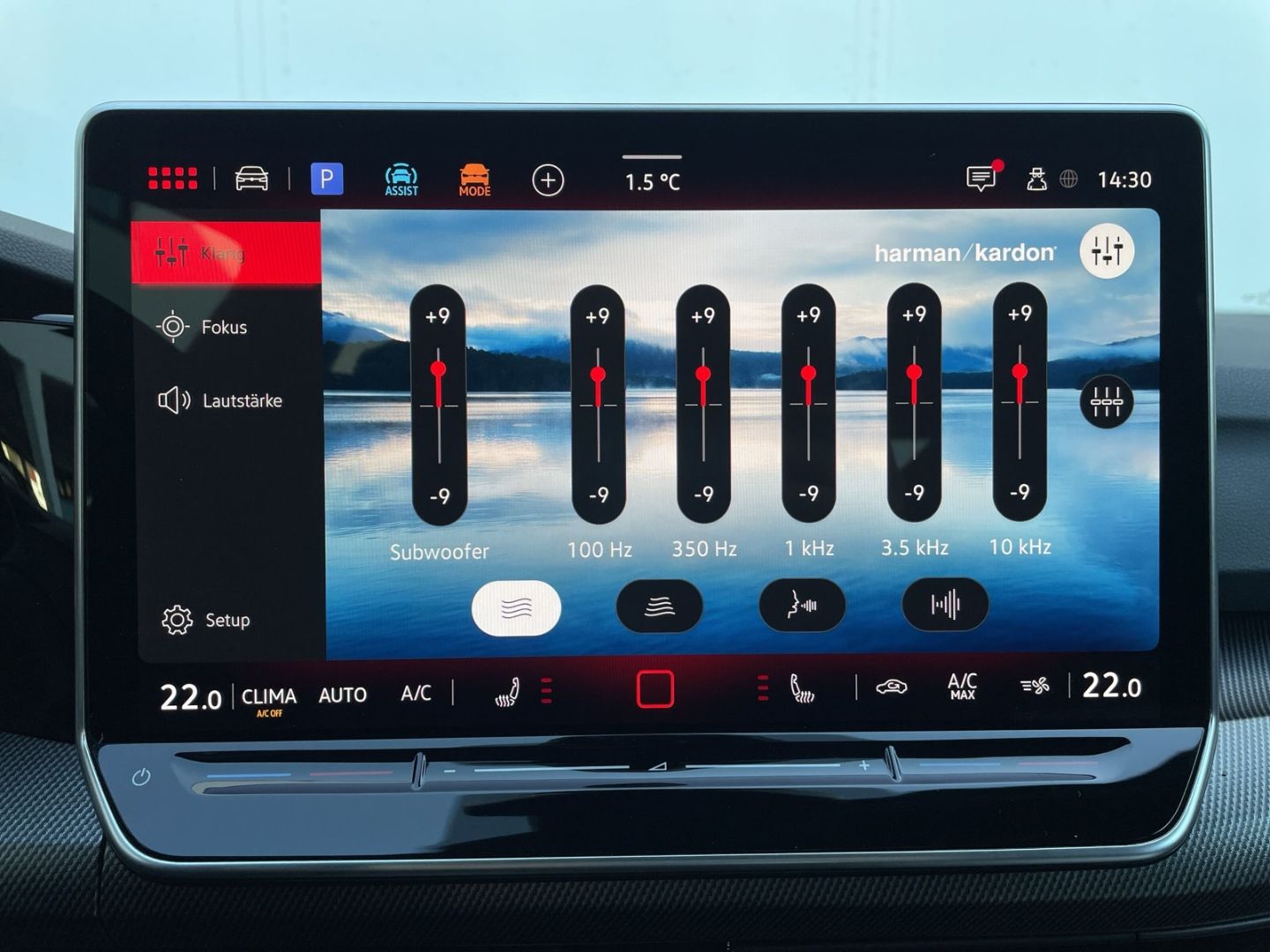 Golf VIII R-Line 2.0TDI DSG H&K/AHK/Pano/HUD/Nav