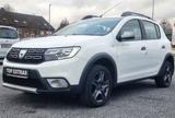 Dacia Sandero II Stepway Celebration NAVI KAM TEMP PDC - gebrauchte Dacia Kleinwagen