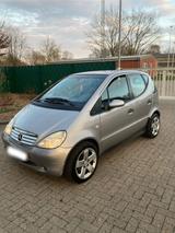 Mercedes-Benz Mercedes A190 Benzin*Automatik*HU 2 Jahre*... - gebrauchte Mercedes-Benz A 190 aus dem Jahr 2001
