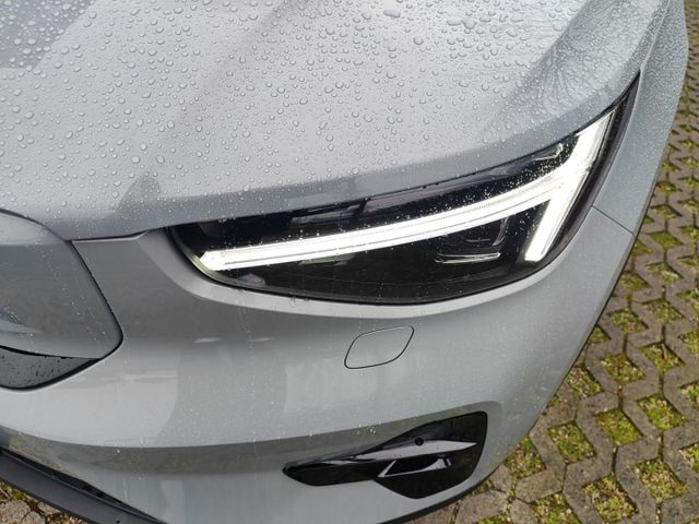 VOLVO EC40 (Bild 8 von Array)