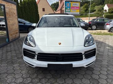 Porsche Cayenne - 2