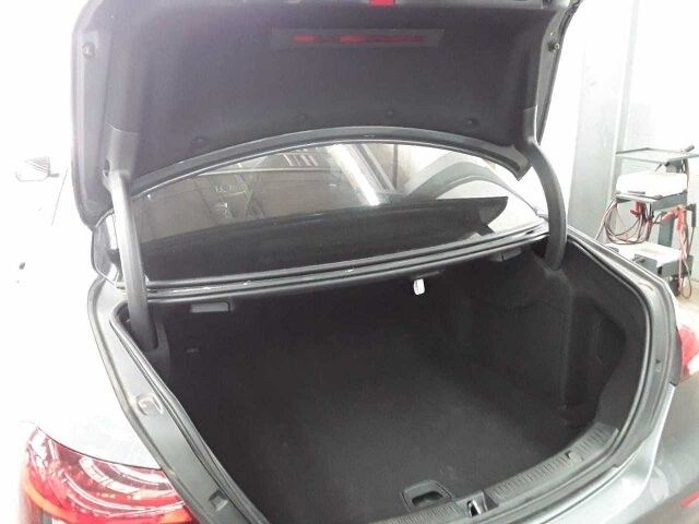 Fahrzeugabbildung Mercedes-Benz E 220d AMG+Pano+MultiBeam+Ambiente+TotW+360