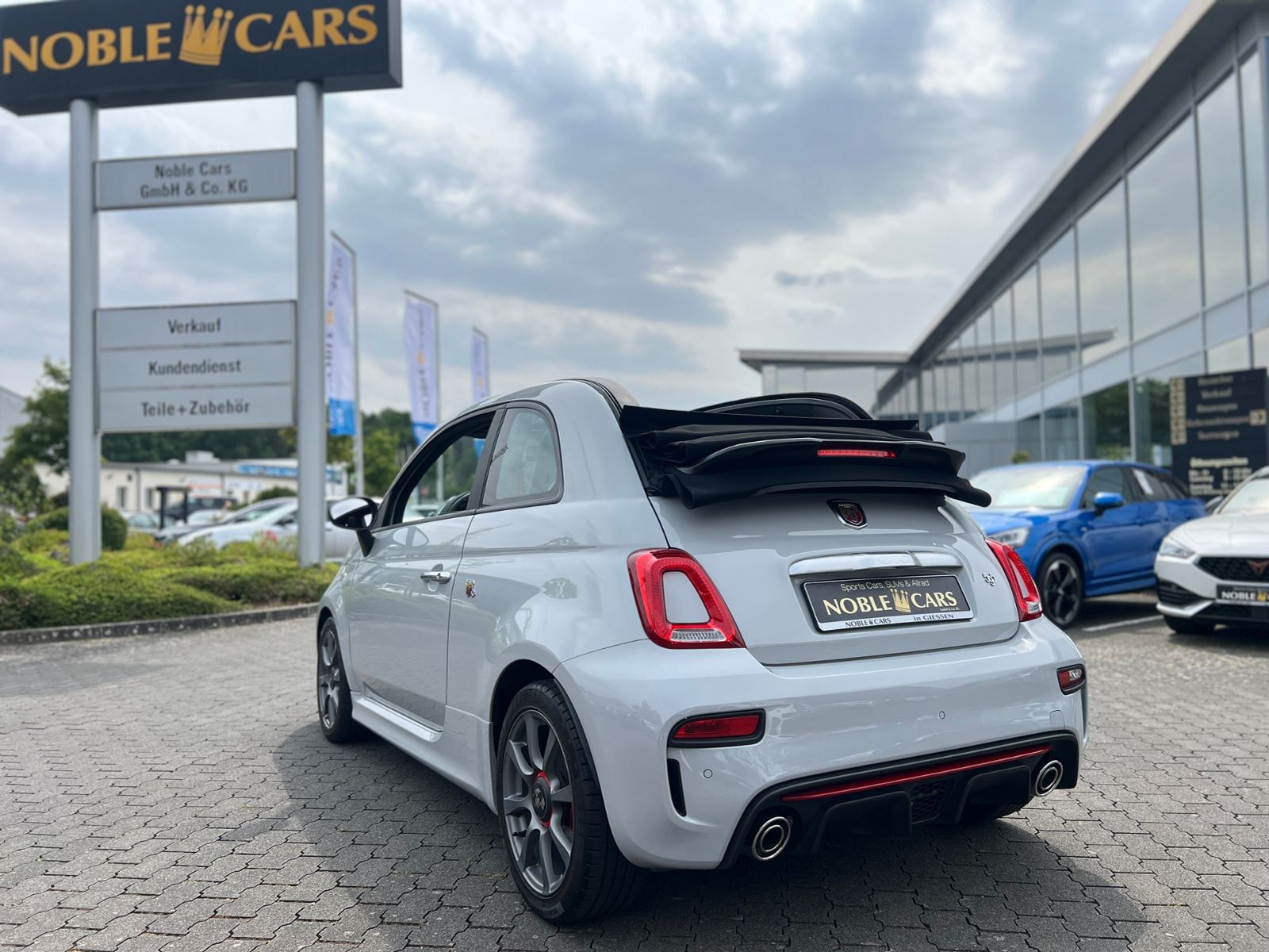 Fahrzeugabbildung Abarth 595C Aut. CARPLAY KLIMA XENON ALU
