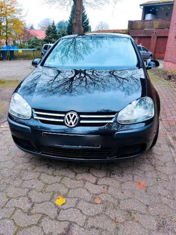 Volkswagen VW Golf V 1,4 Trend mit  Schekheft !!!