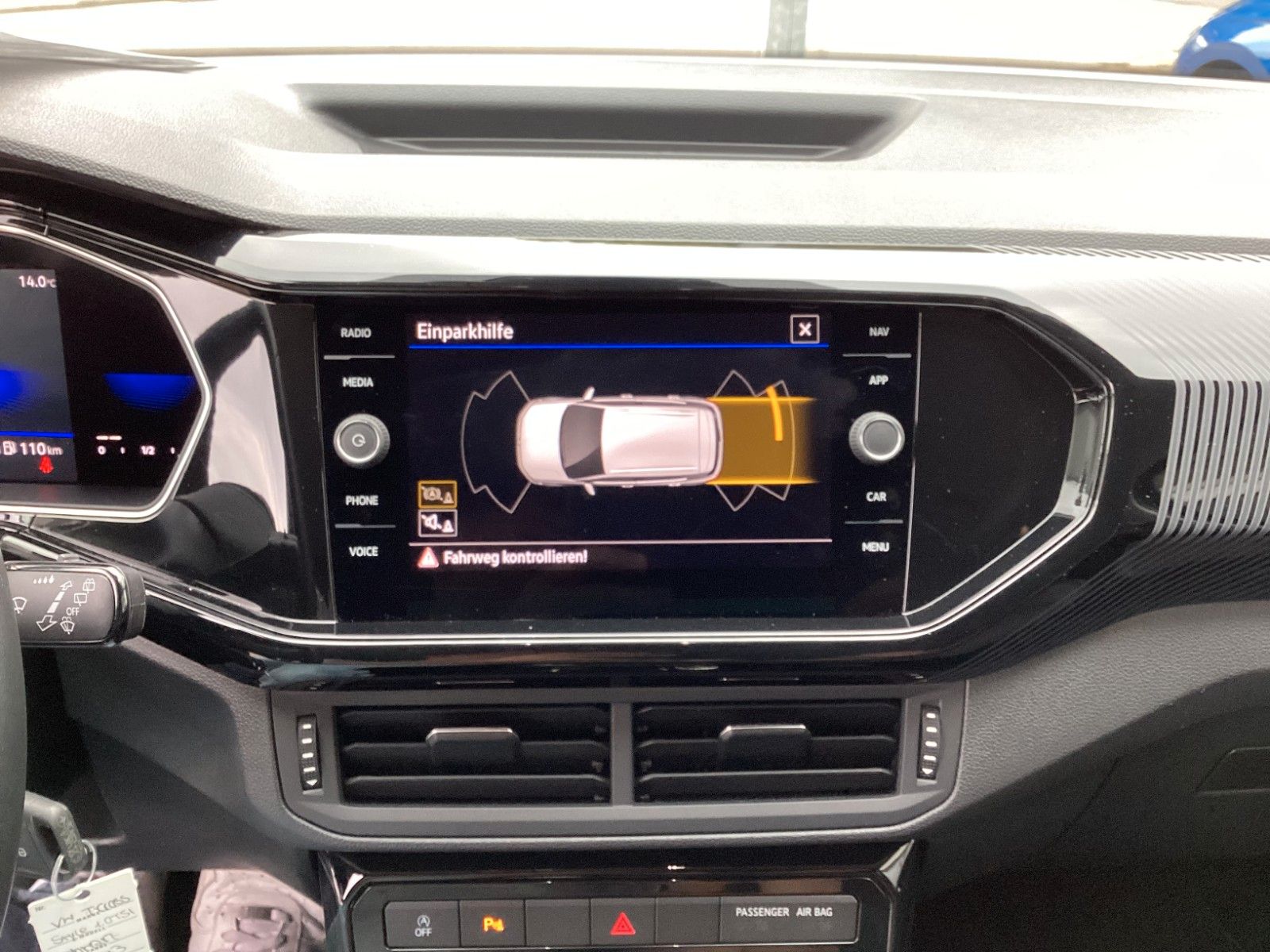 Fahrzeugabbildung Volkswagen T-Cross Style 1.0 TSI ACC LED Virtual Cockpit