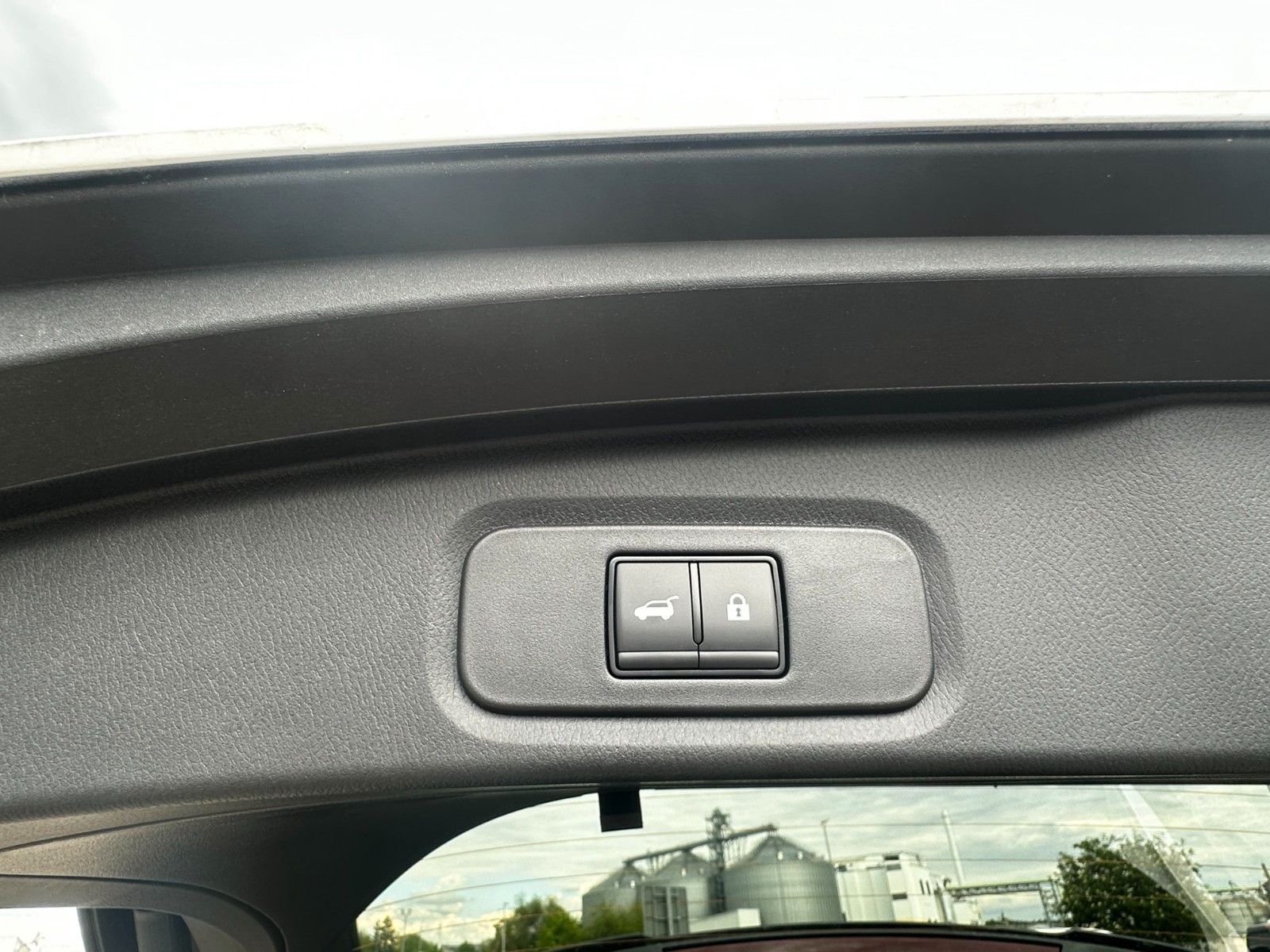 Fahrzeugabbildung Nissan Qashqai Tekna+