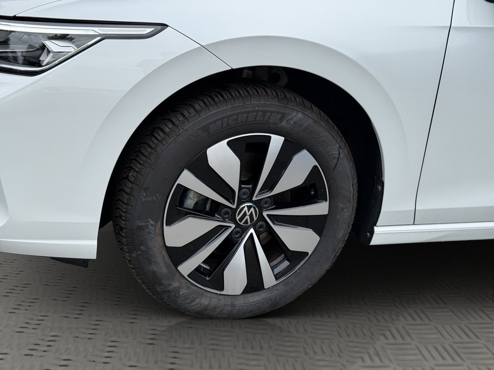 Volkswagen Golf - Bild 8